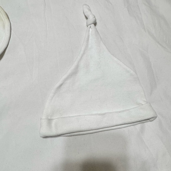 Gucci vintage baby cotton two-piece hat & bib with Gucci logo - Picture 8 of 11